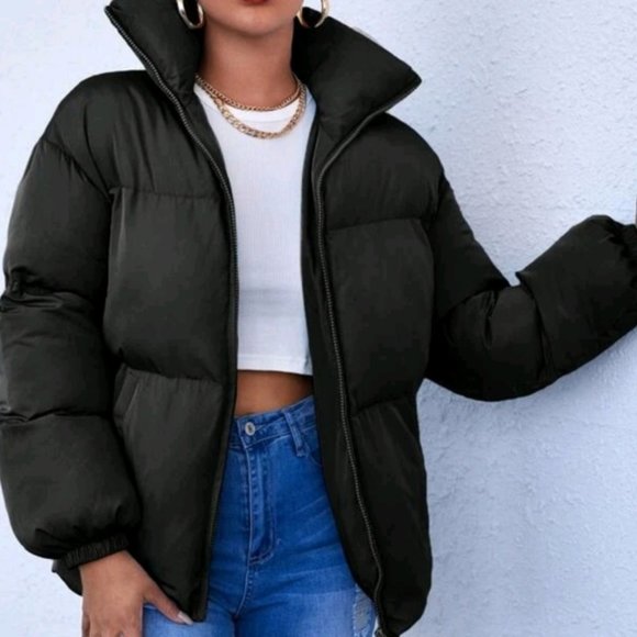 So Chic Oversized black Puffer Coat - Picture 3 of 8